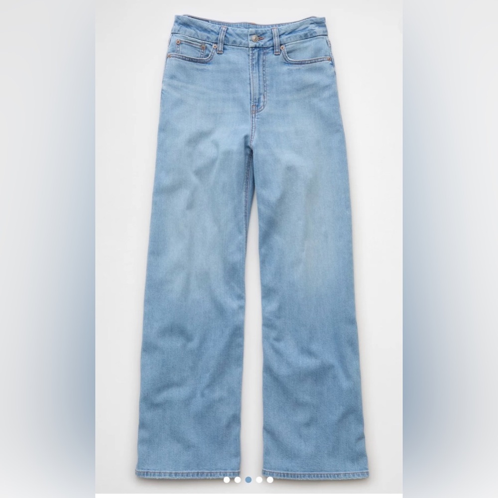 American Eagle Outfitters Light Blue Curvy Super High Rise Baggy Wide Leg Jeans